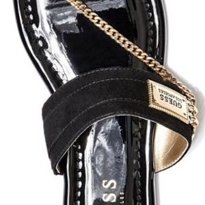 guess factory women's landen chain sandals